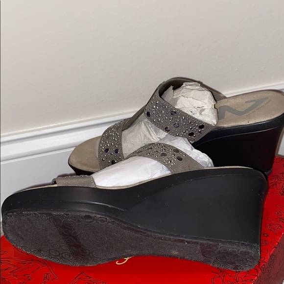 Anne Klein Wedged Sandals - Picture 4 of 4